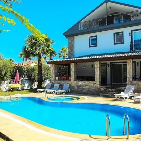 וילה Mountain View Zuhal Dalyan *