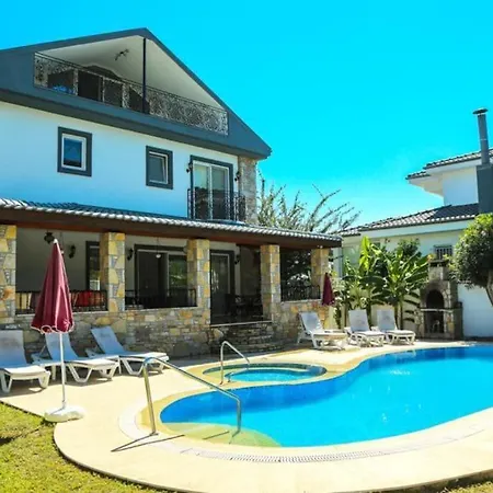 Mountain View Zuhal Dalyan 别墅 *