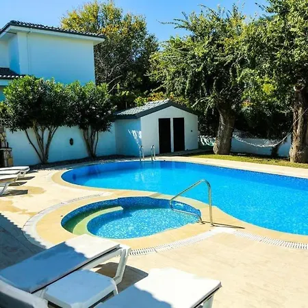 Mountain View Zuhal Dalyan 别墅 *